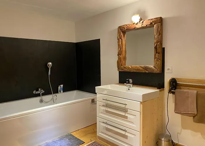Ferme Point Du Jour Avec Sauna Et Jacuzzi Appartamento